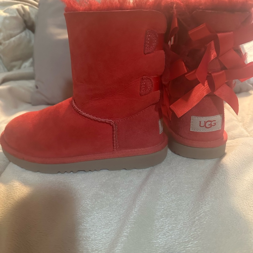 UGG Red Mid-Calf Boots with Bow

******offers welcomed****** please send :)